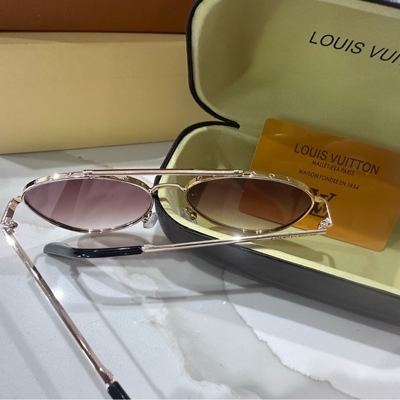 LV Aviator glasses - Picture 6 of 13